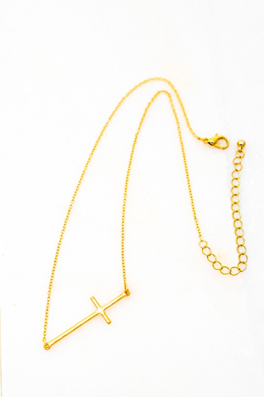 HAMMERED SIDEWAY CROSS NECKLACE